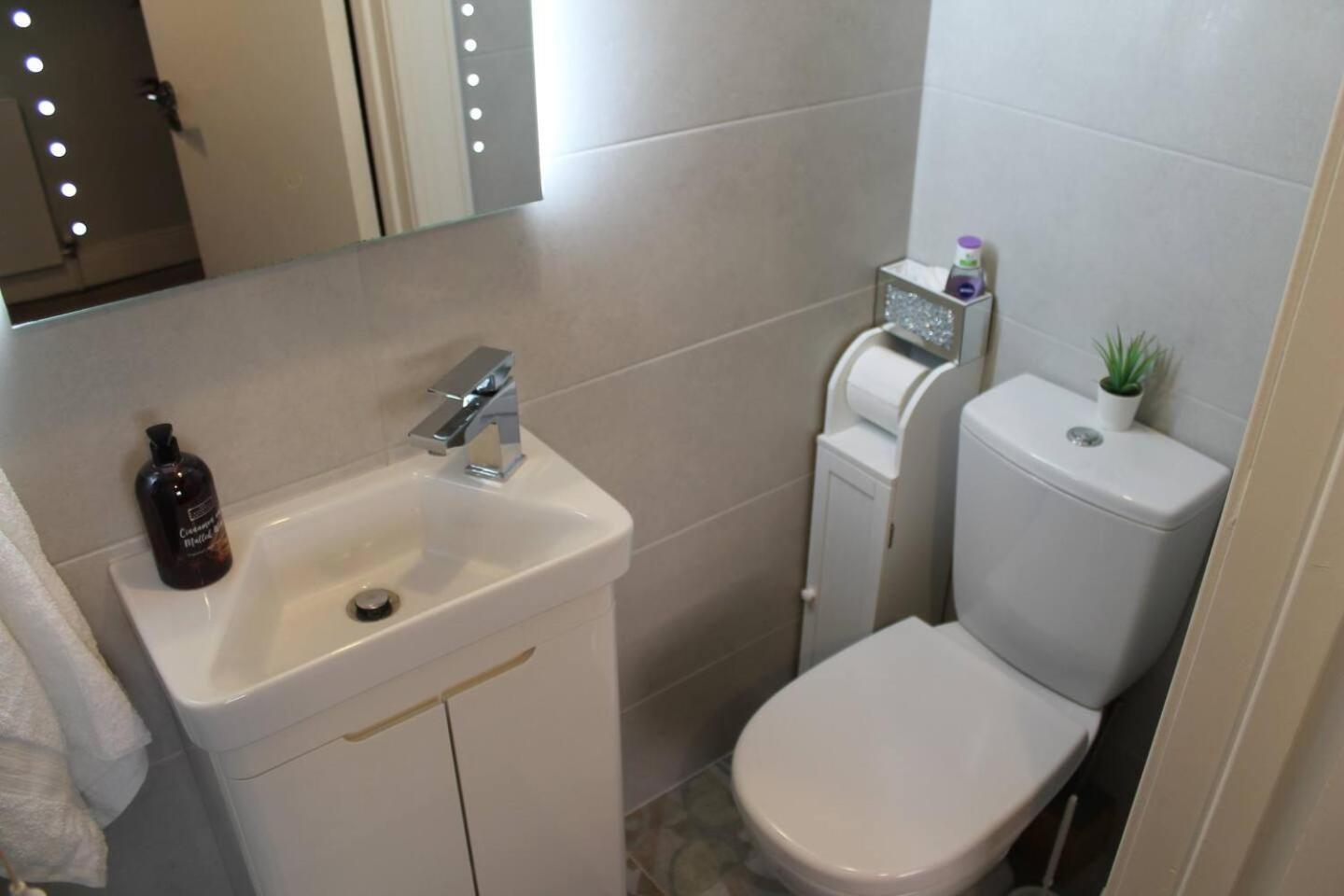 4 Bed Boutique House Lisburn Road Villa Belfast Luaran gambar